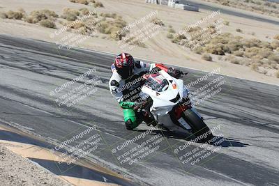 media/Nov-30-2025-TrackXperience (Sun) [[c0061d280f]]/1-Level 3/Session 4 (Turn 12 Inside)/